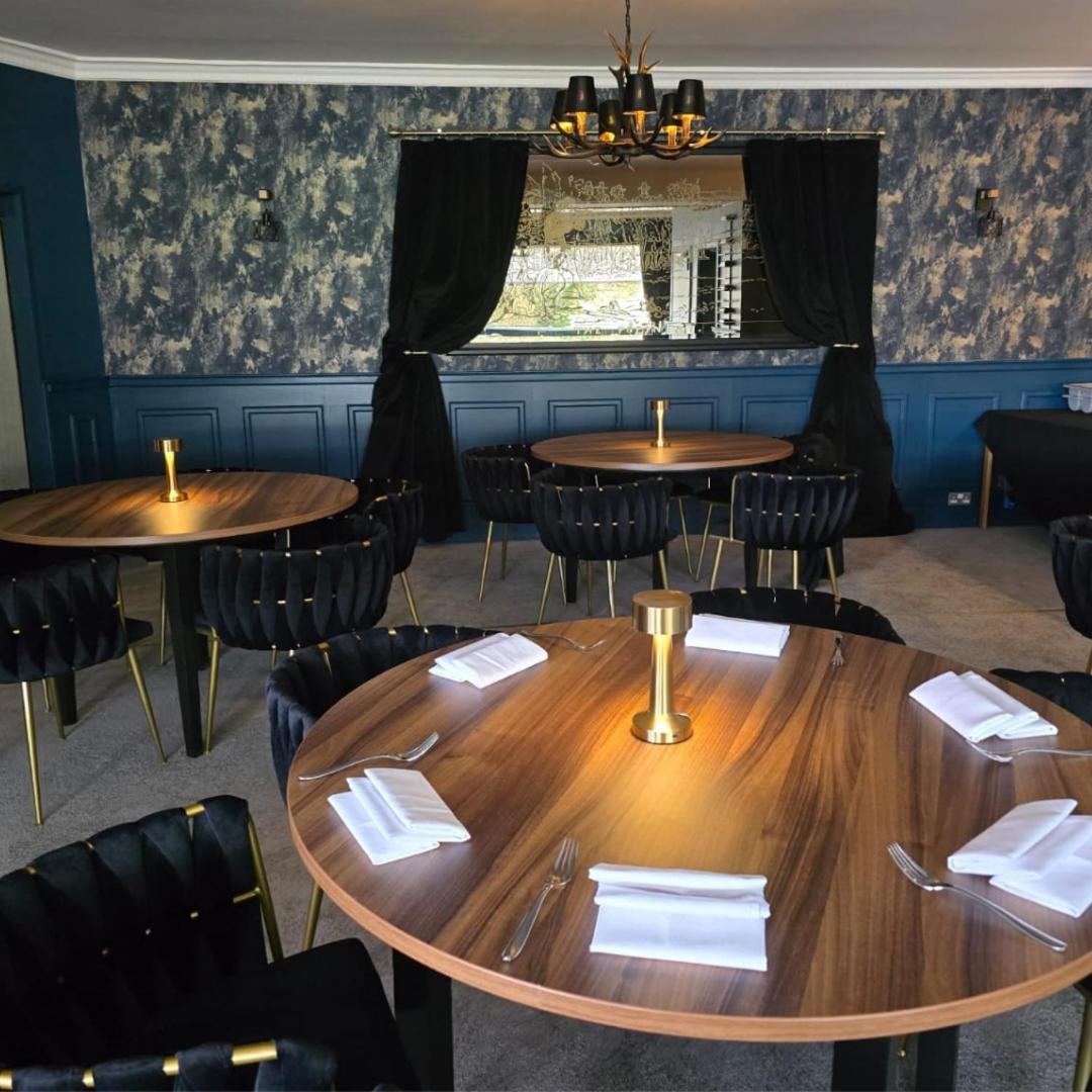 The Popinjay Hotel Larkhall  Bagian luar foto